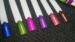 Glitter za ukrašavanje noktiju - 6 boja