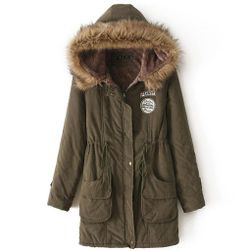 Dámska zimná bunda s kožúškom Tmavo zelená - veľkosť 6, Veľkosti XS - XXL: ZO_235074-2XL
