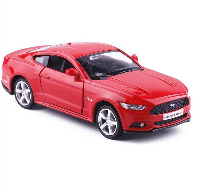 Автомобилен макет Ford Mustang 2015 1