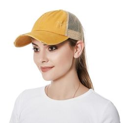 Kšiltovka s otvorem na culík Kaelyn