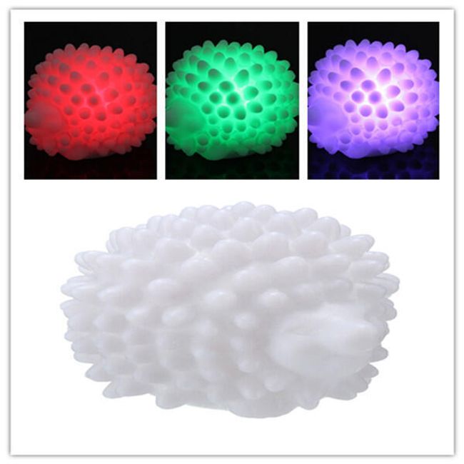Roztomilý svítící LED ježek - mění barvy 1