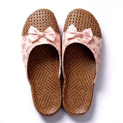 Women‘s slippers Deavan