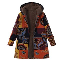 Суитчър в дизайн на палто Kissa
