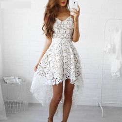 Romantické šaty z bílé krajky