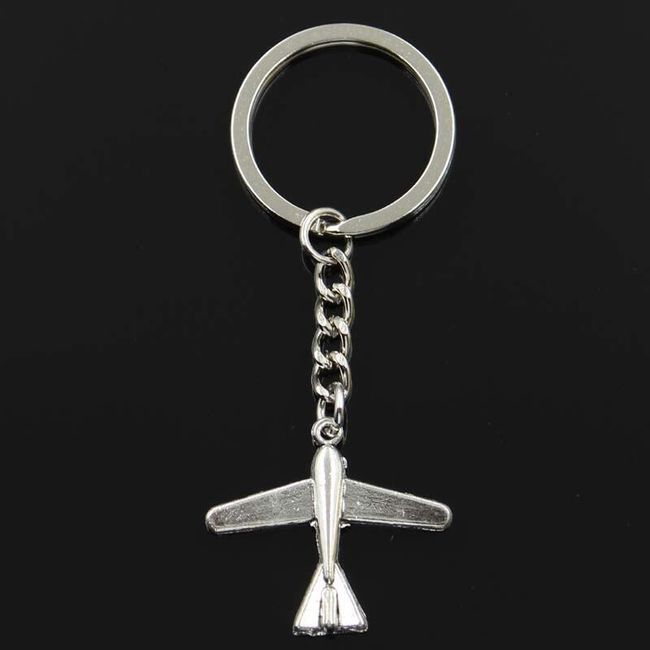 Privezak za ključeve sa simbolom aviona 1