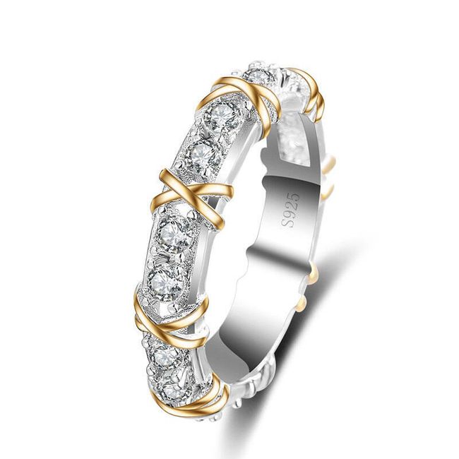 Elegantný dámsky prsteň s čírymi kameňmi 1