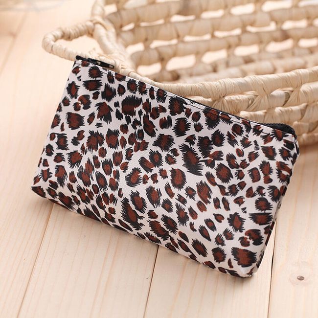 Kozmetična torbica - leopard 1