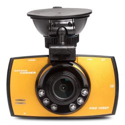 Autokamera se senzory LED pro noční vidění a LCD displejem
