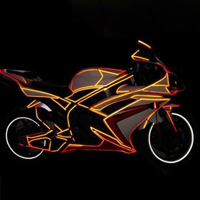 Autocolant reflectorizant auto sau bicicletă - 8 m 1