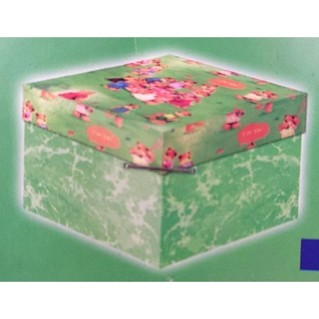 Zielone pudełko upominkowe z misiami 14x14x13,6cm ZO_SAPA69 1
