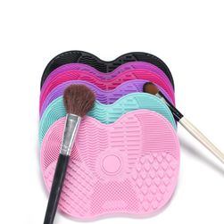 Cleaning mat for cosmetic brush TF163