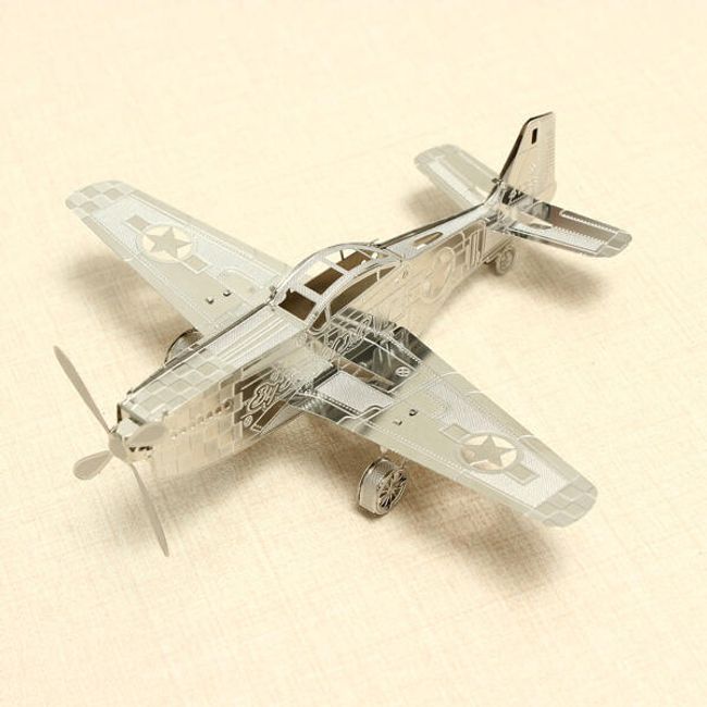 3D puzzle stříbrné letadlo 1