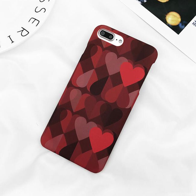 Srdíčkový zadní kryt na iPhone 1