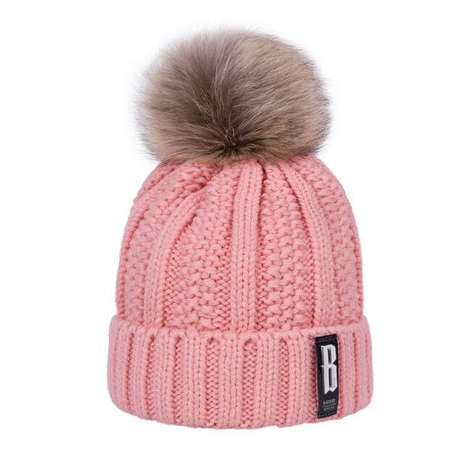Зимна плетена шапка с помпон 1