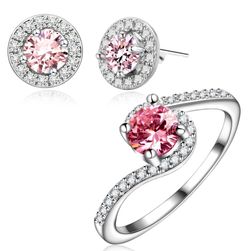 Sada šperků v růžové barvě