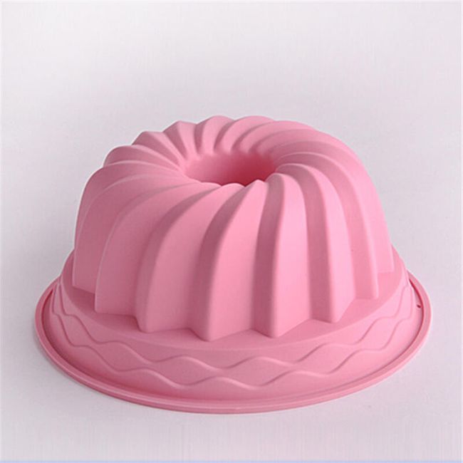 Matriță de silicon monocoloră pentru tort bundt 1