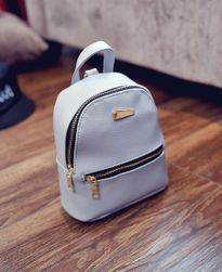 Dámsky batoh v elegantnom dizajne - 3 farby
