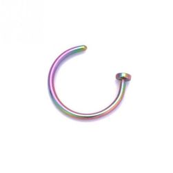 Piercing do nosu Aidie