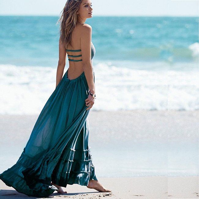 Sukienka plażowa z odkrytymi plecami 1