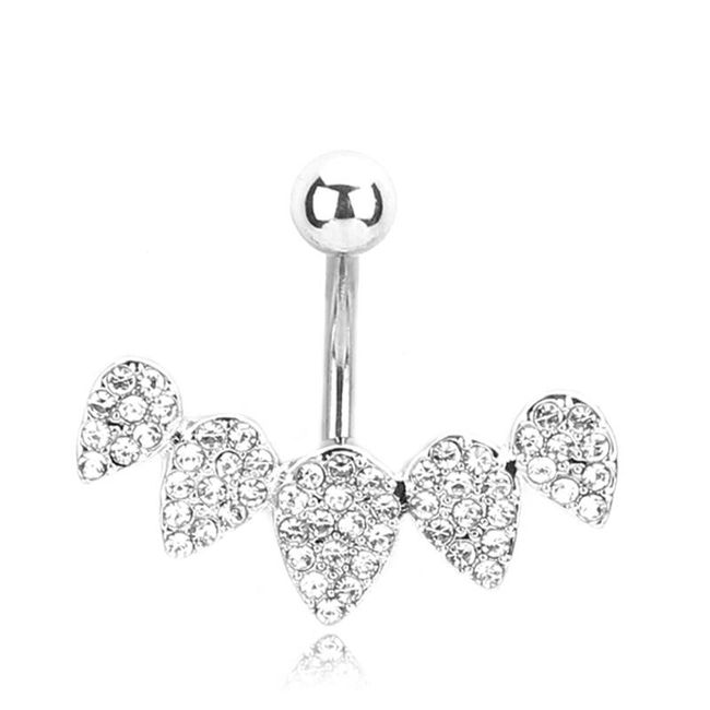 Piercing do pupíku Dela 1