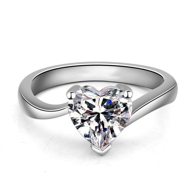 Prsten s krystalkem ve tvaru srdíčka 1
