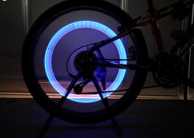 Capacel LED pentru ventil roata bicicleta - diverse culori 1