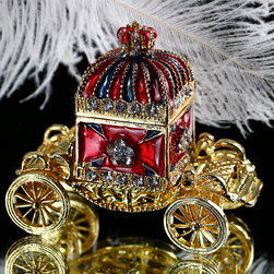 Dámská šperkovnice v podobě honosného kočáru
