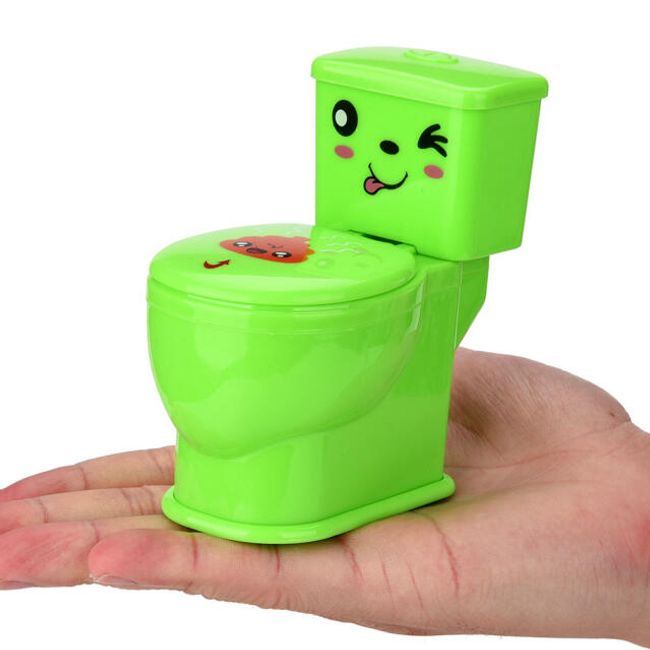 Пръскаща тоалетна - смешна играчка 1