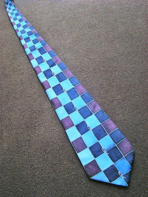 Kék négyzet alakú selyem kézzel festett nyakkendő 1