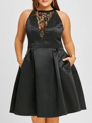 Elegantna črna obleka - plus velikost