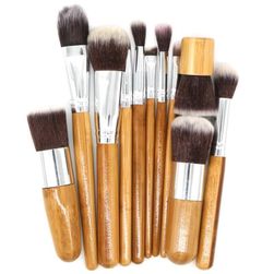 Cosmetic brushes Julie