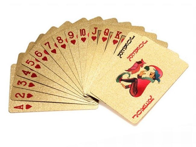 Karty do pokera w kolorze złotym 1