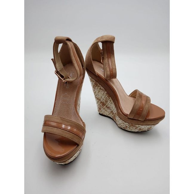 Damskie modne sandały na koturnie z paskiem marki Intrépides Shoes, brązowe, rozmiary SHOES: ZO_49e44dbc-14a1-11ed-a693-0cc47a6c9c84 1