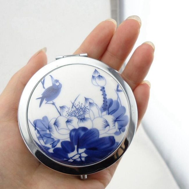Kapesní zrcátko s porcelánovým efektem 1