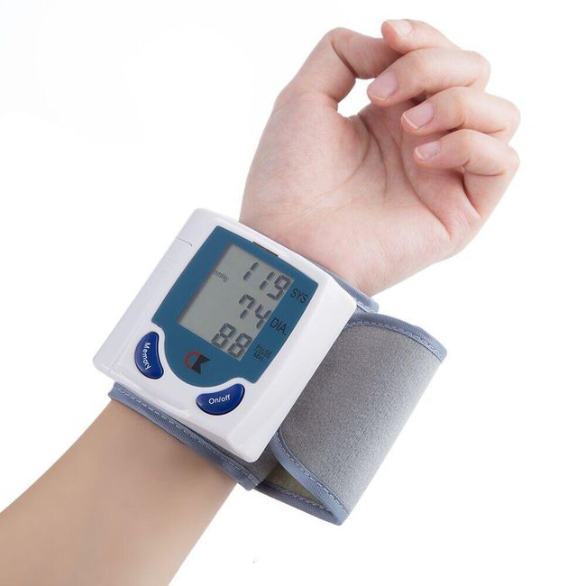 Digital blood pressure monitor V68 1