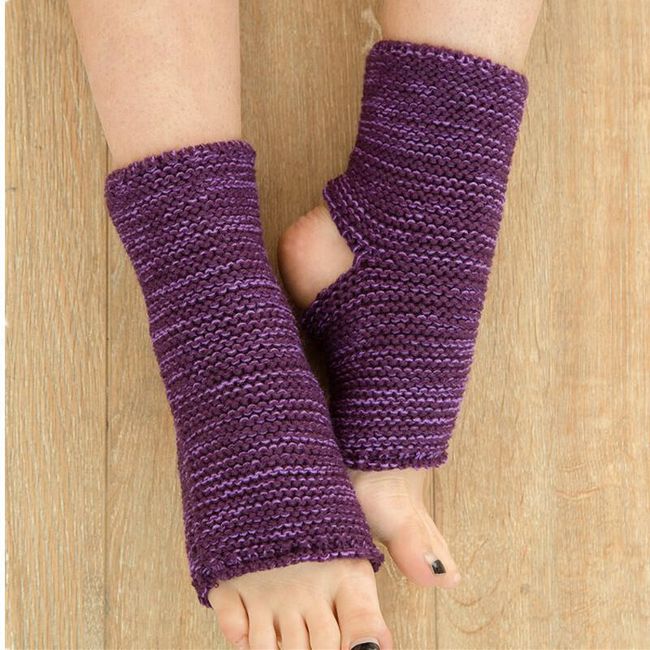 Ženske čarape sa ventilacionim rupama na peti i prstima 1
