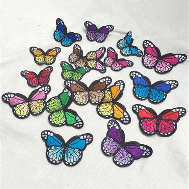 Sada výšivek motýlů - 10 kusů 1