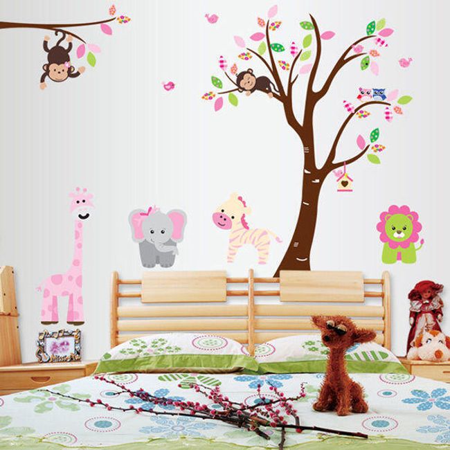 Dětská nálepky na zeď s motivem zvířátek a stromu 1