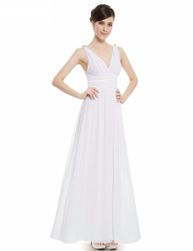 Дамска рокля в бяло - размер 6
