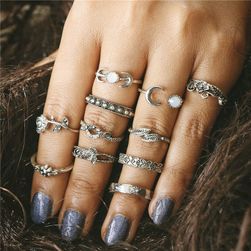 Zestaw pierścionków damskich - 11 sztuk