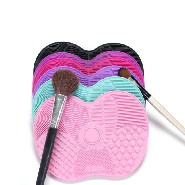Cleaning mat for cosmetic brush TF163 1