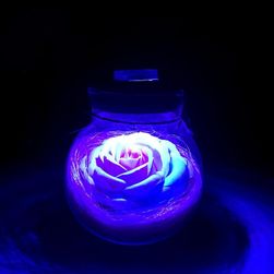 Romantická LED lampa s růží měnící barvy