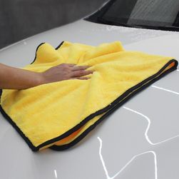 Ręcznik z mikrofibry - polerowanie samochodu