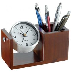 Obrotowy zegar stołowy w drewnianym stojaku na długopisy ZO_86544