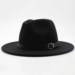 Elegantní klobouk s koženkovým páskem