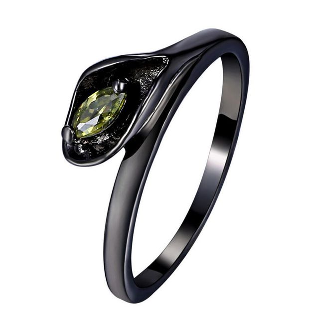 Jednoduchý prsten se zeleným kamenem 1