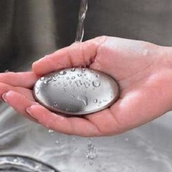 Metalowe mydło przeciw brzydkim zapachom KV58