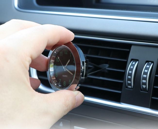 Svetelne Hodiny Do Auta Mk090 Postovnezdarma Cz