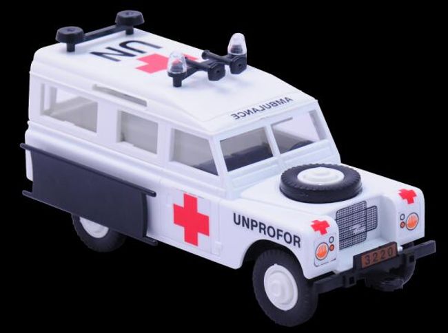 Stavebnice Monti System Ms 35 Unprofor Ambulance Land Rover 1 35 V Krabici 22x15x6cm Postovnezdarma Cz