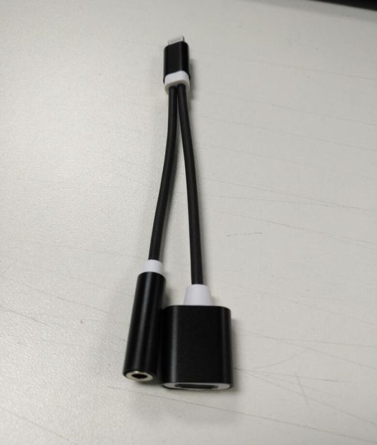 Adaptor AUX/USB Lightning pentru iPhone 2 în 1 1